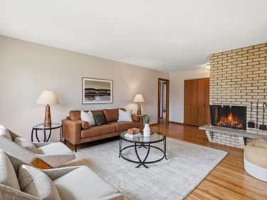 8409 32nd Place N, Crystal, MN 55427