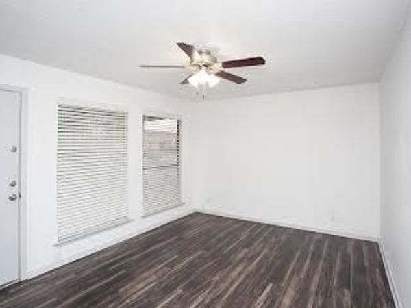 8033 Gessner DR, Unit 137, Austin, TX 78753