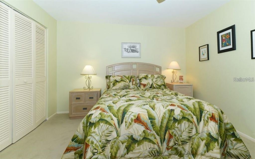 183 Pineneedle Drive , Bradenton, FL 34210 Photo