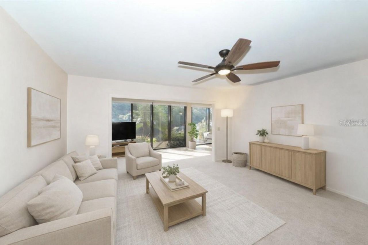 183 Pineneedle Drive , Bradenton, FL 34210 Photo