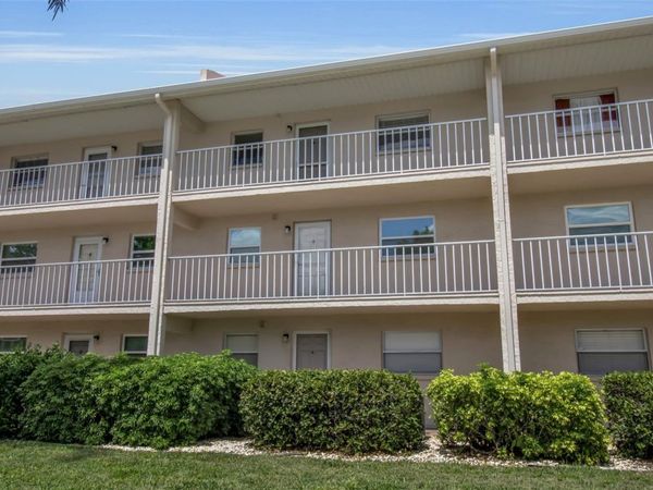 3987 MACEACHEN BOULEVARD , Unit 133, SARASOTA, FL 34233