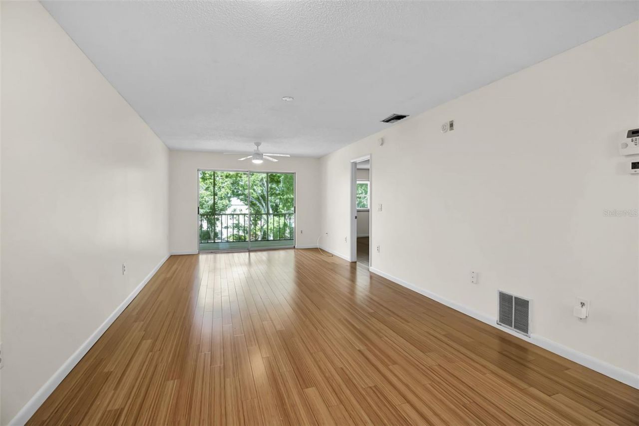 3987 Maceachen Boulevard, Unit 133, Sarasota, FL 34233 Photo