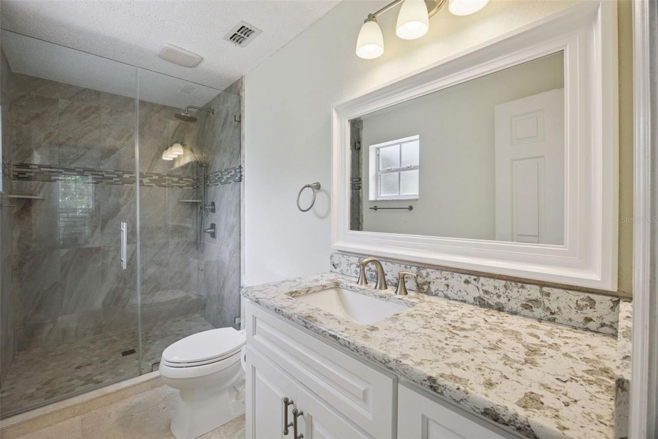 124 Diamond Ridge Boulevard, Auburndale, FL 33823 Photo