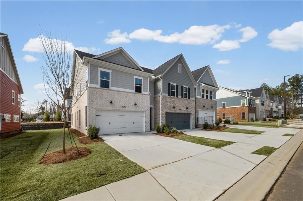 5669 Tillman Way, Powder Springs, GA 30127 Main Photo
