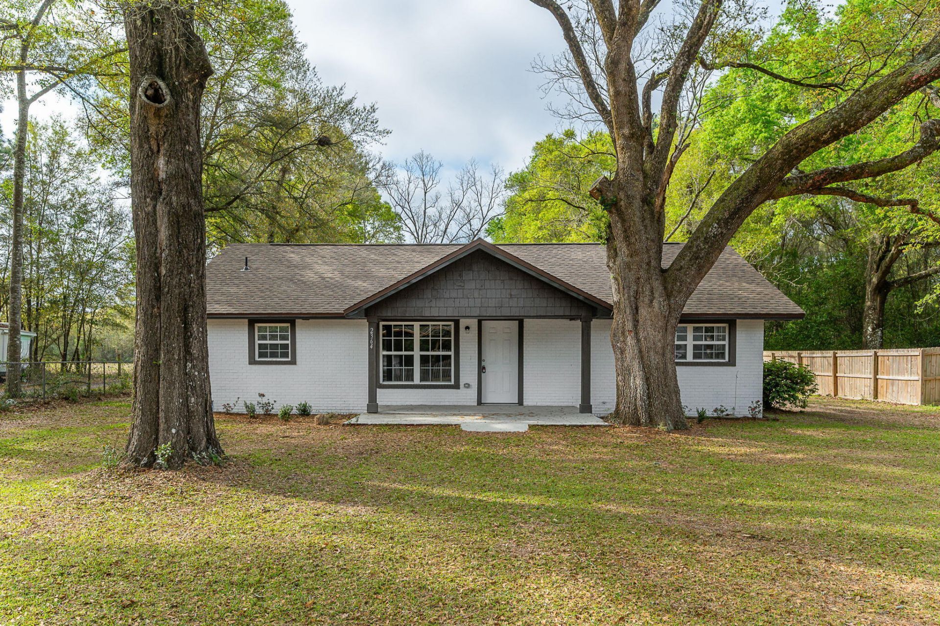 2364 Susan Drive, Crestview, FL 32536 Main Photo