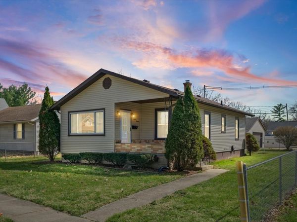 1311 W Hill Street , Champaign, IL 61821