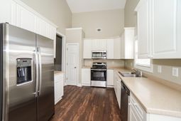 4901 Pineridge Road photo 4