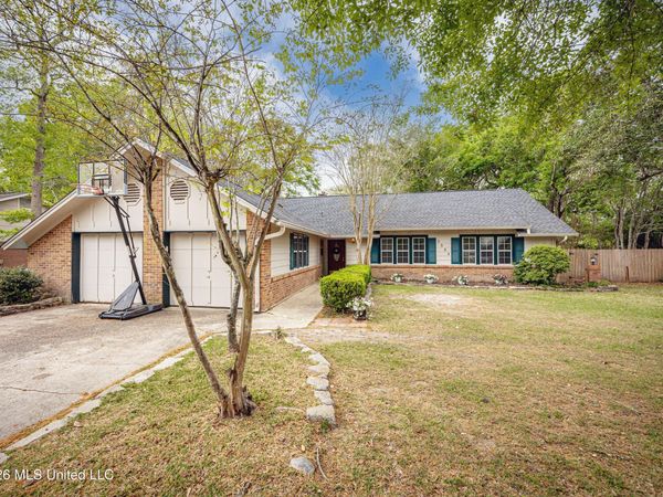 3506 King George Street, Ocean Springs, MS 39564