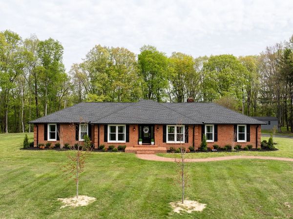 1747 Allen Ferry Rd, Smithville, TN 37166