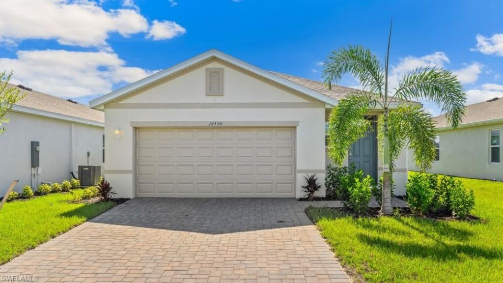 2660 Star Coral Way, North Fort Myers, FL 33903 Photo