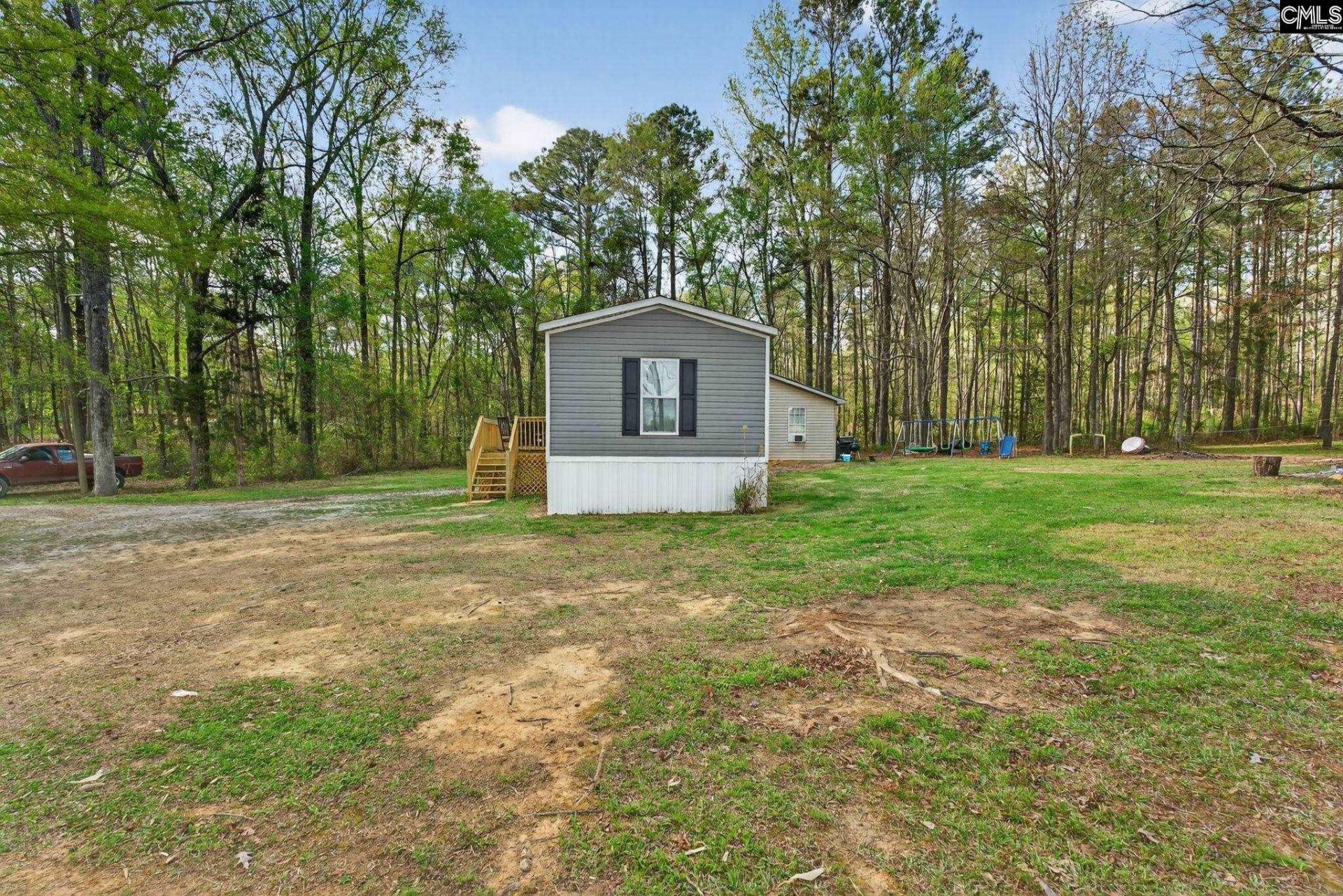 1045 Rushing Road  Photo 4