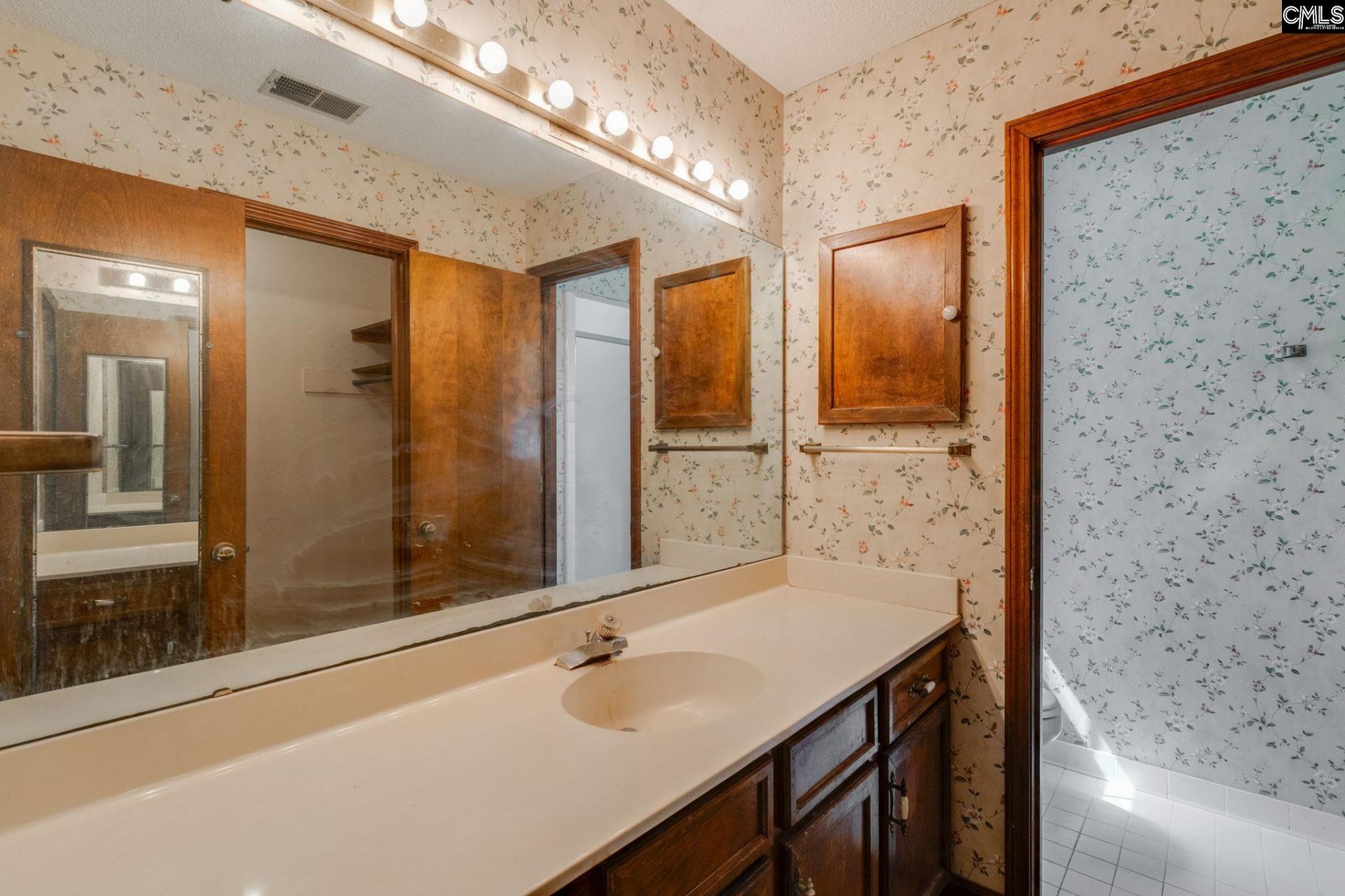 132 Greengate Drive  Photo 26