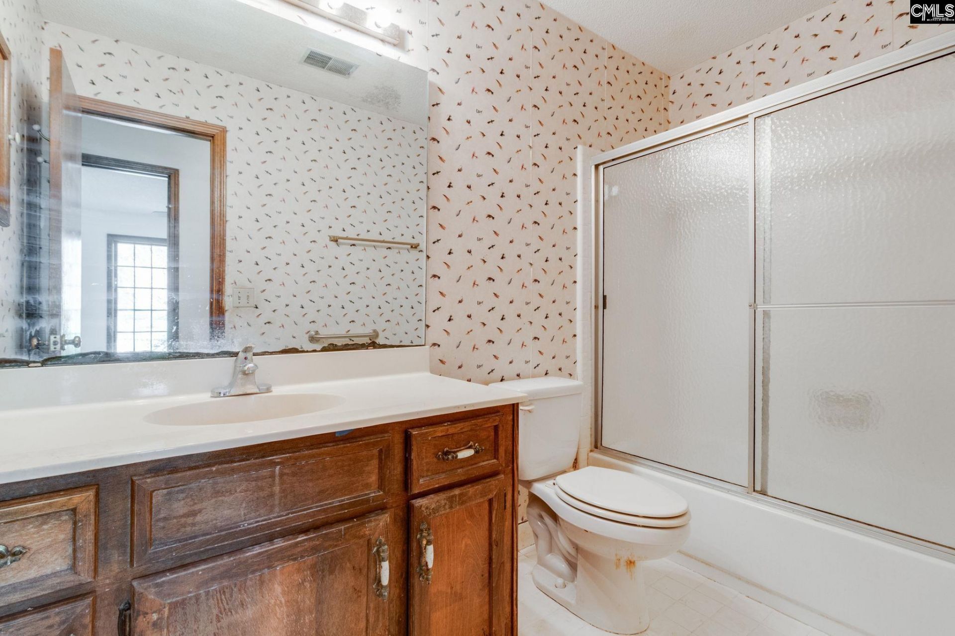 132 Greengate Drive  Photo 32