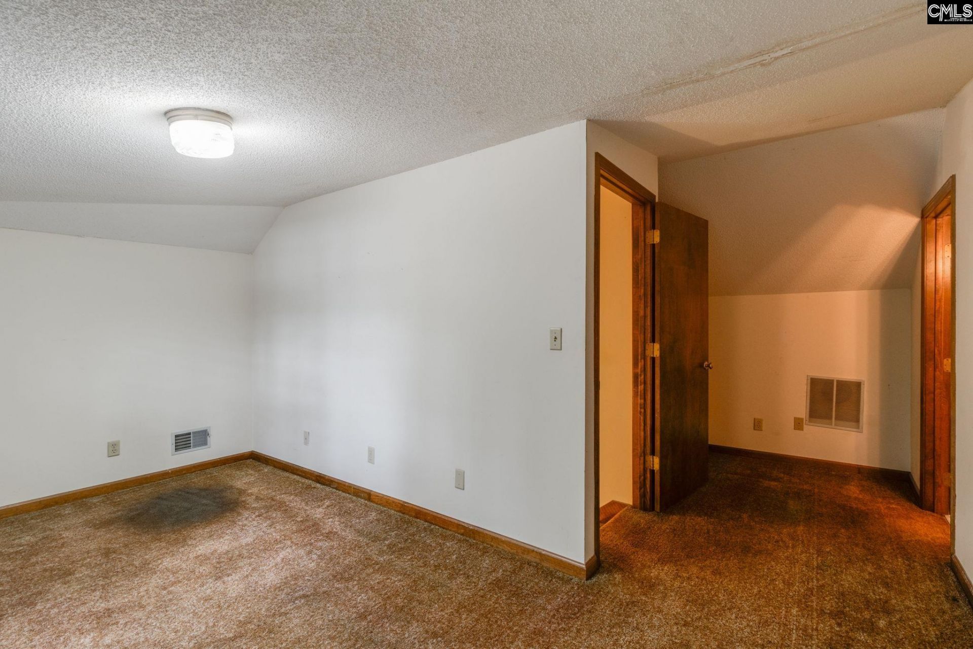 132 Greengate Drive  Photo 35