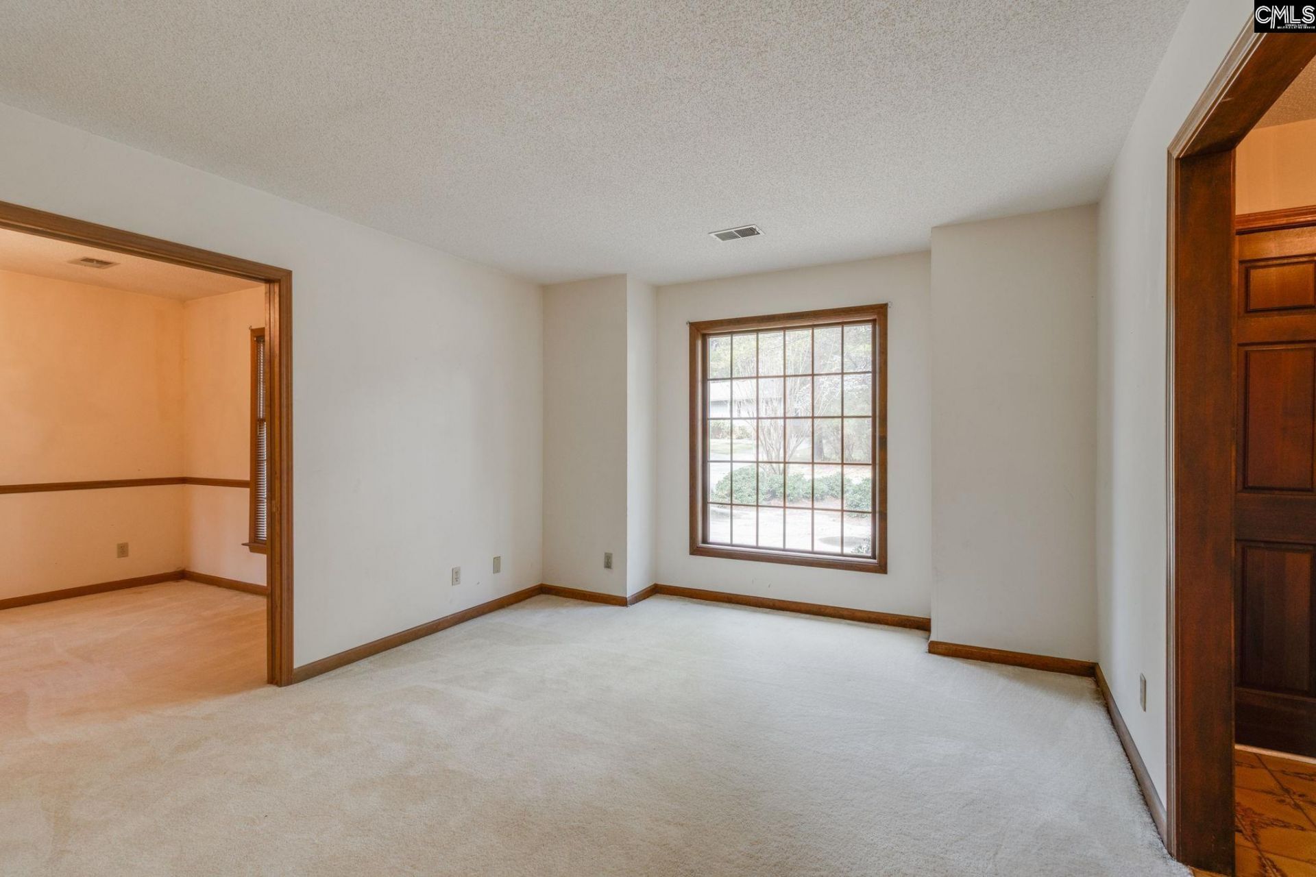 132 Greengate Drive  Photo 6