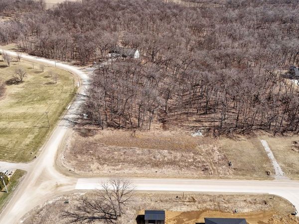 206 7th Avenue , Amana, IA 52203