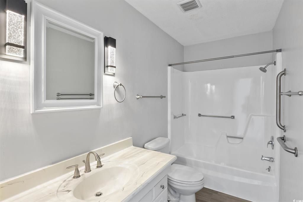 4701 N Kings Hwy.  Photo 17