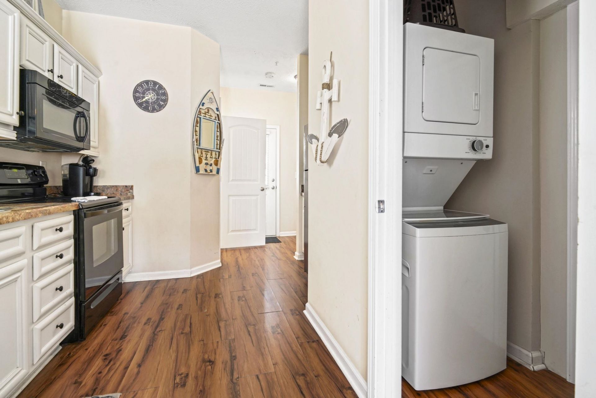 378 Snorkel Way Photo 18