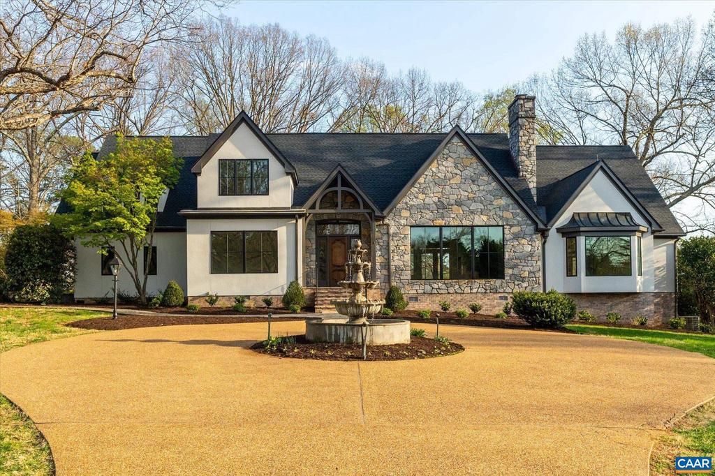 2121 GARTH RD, CHARLOTTESVILLE, VA 22901