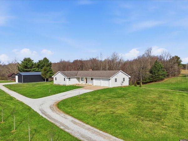 7893 Fairview Road , Mount Vernon, OH 43050