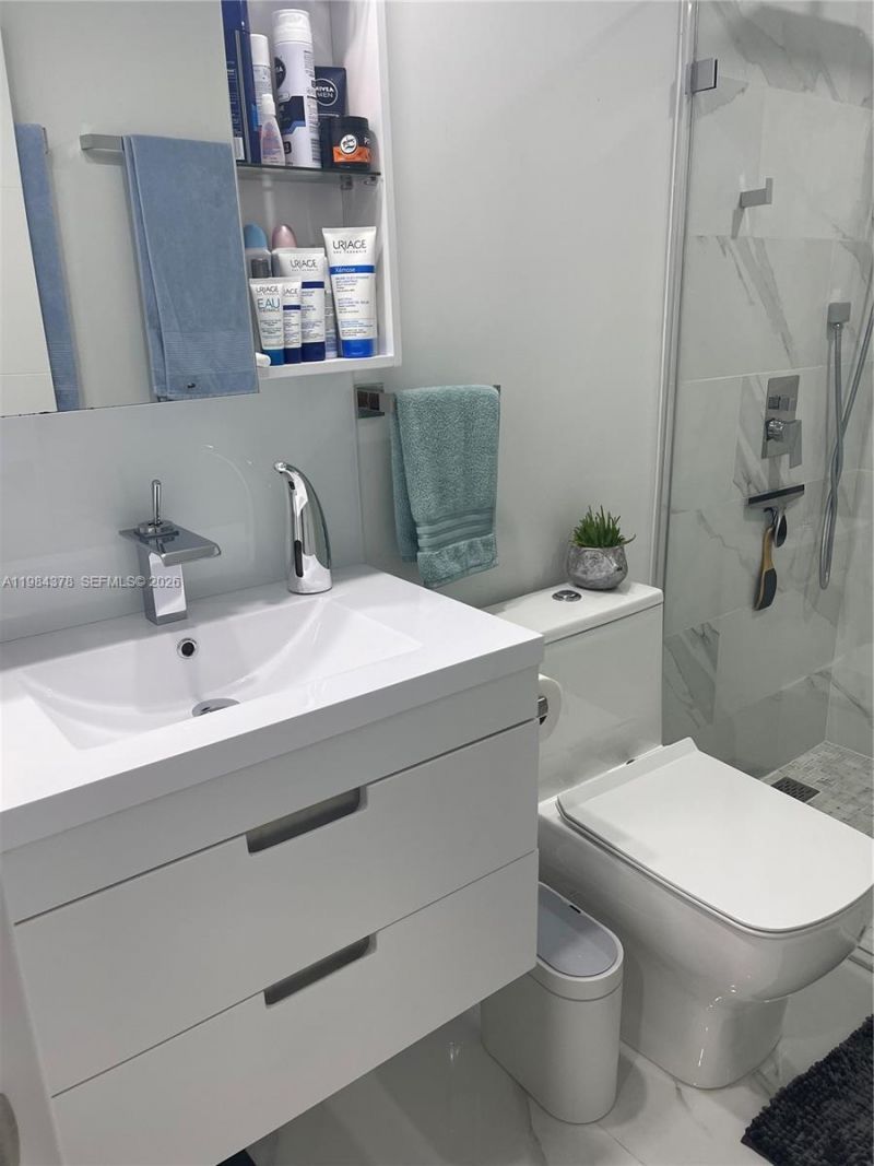 926 Michigan Ave , Unit 3, Miami Beach, FL 33139 Photo