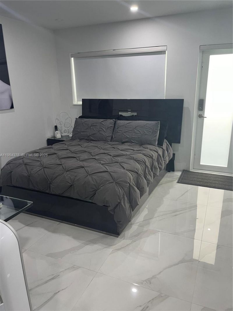 926 Michigan Ave , Unit 3, Miami Beach, FL 33139 Photo