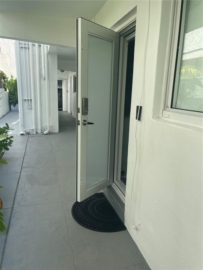 926 Michigan Ave , Unit 3, Miami Beach, FL 33139 Photo