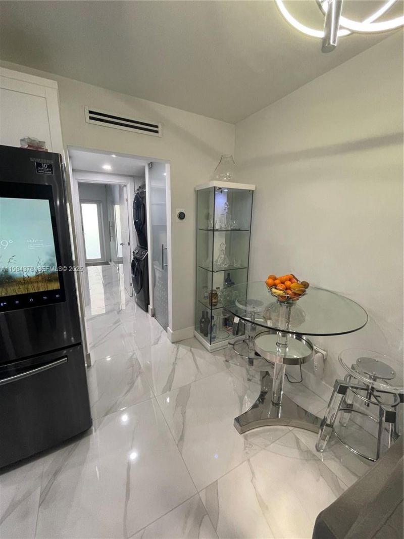 926 Michigan Ave , Unit 3, Miami Beach, FL 33139 Photo