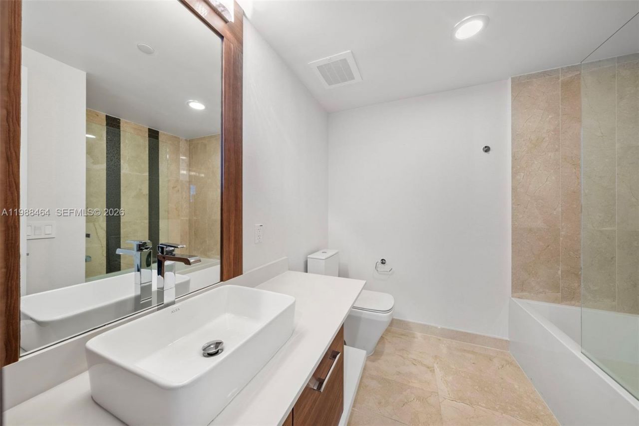 601 NE 27th St , Unit 1507, Miami, FL 33137 Photo