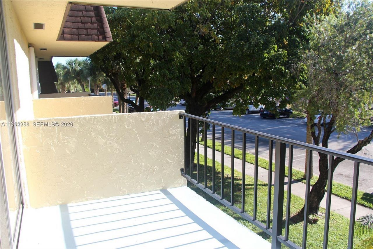 9015 SW 138th St , Unit 30-2, Miami, FL 33176 Photo