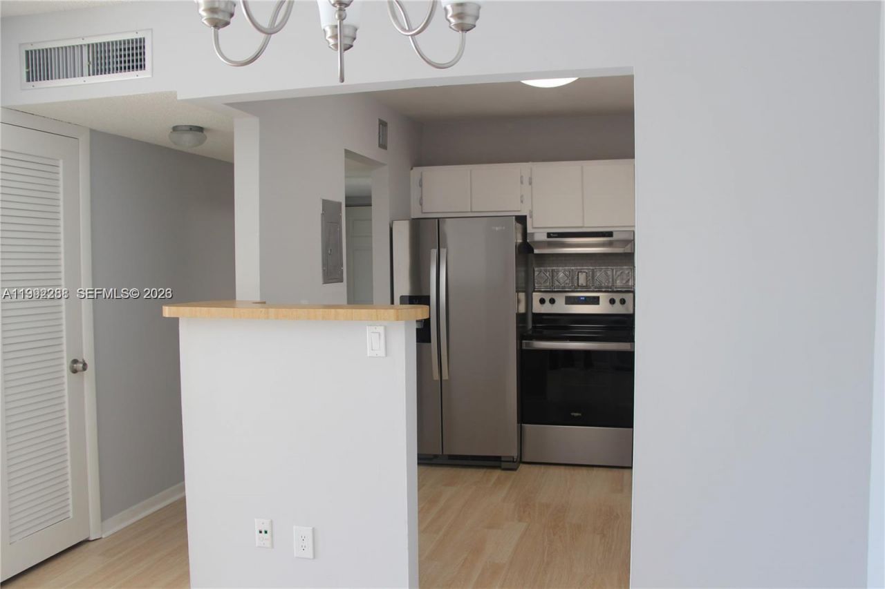 9015 SW 138th St , Unit 30-2, Miami, FL 33176 Photo