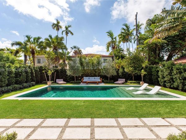 4430 Royal Palm Ave, Miami Beach, FL 33140