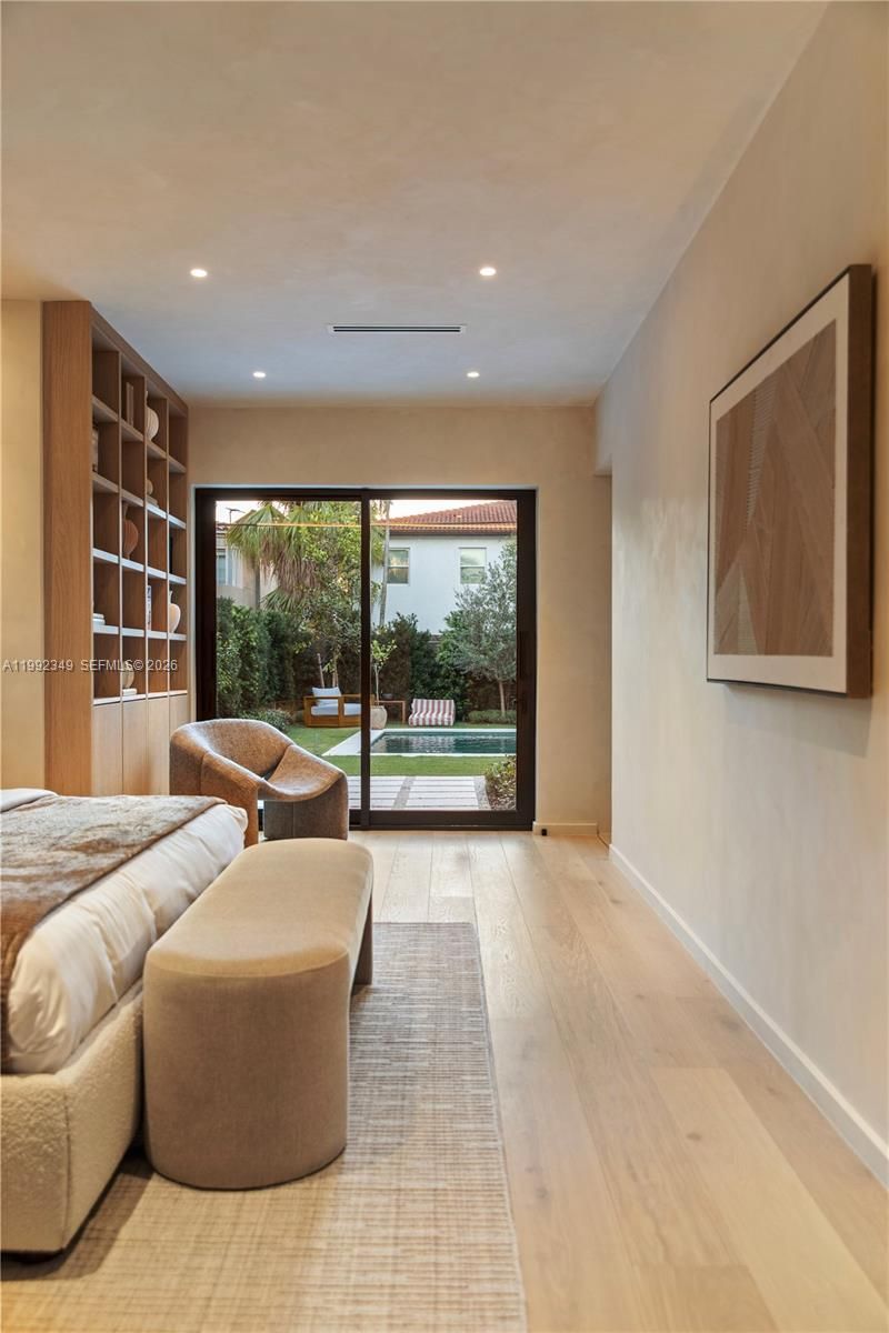 4430 Royal Palm Ave, Miami Beach, FL 33140 Photo