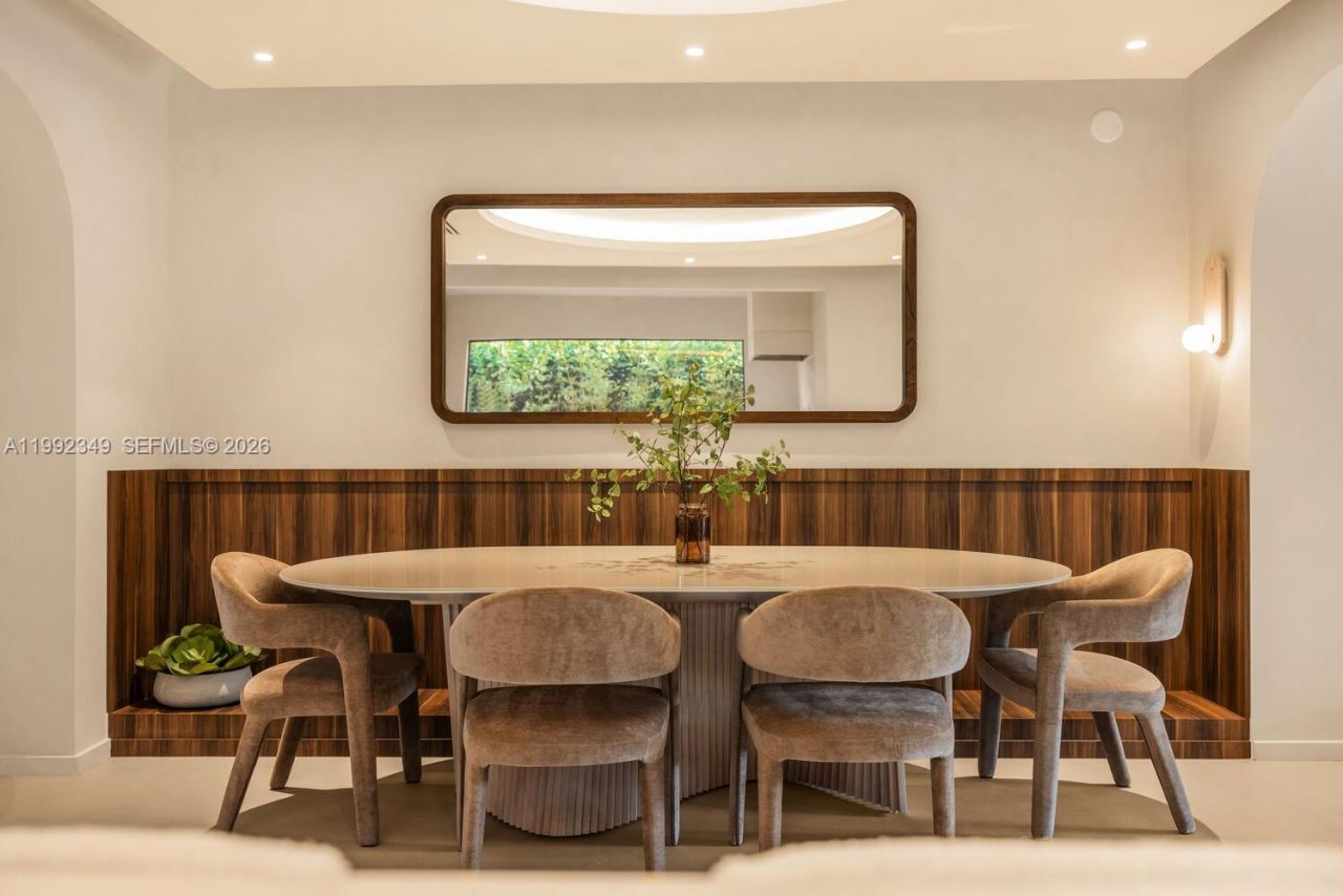 4430 Royal Palm Ave , Miami Beach, FL 33140 Photo