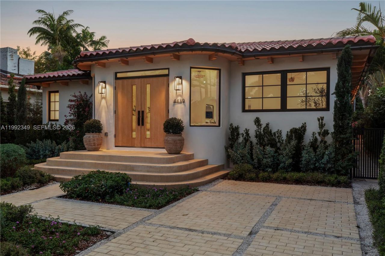 4430 Royal Palm Ave, Miami Beach, FL 33140 Photo