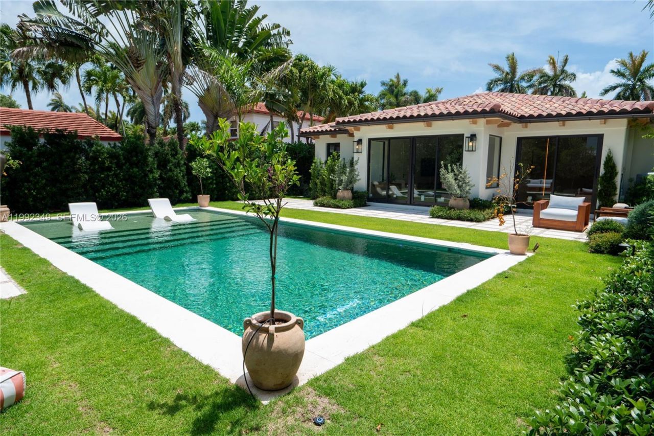 4430 Royal Palm Ave, Miami Beach, FL 33140 Photo
