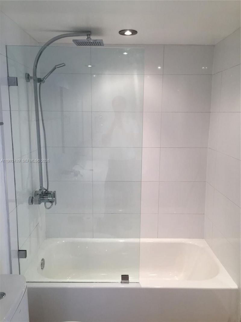 1688 West Ave, Unit 1008, Miami Beach, FL 33139 Photo