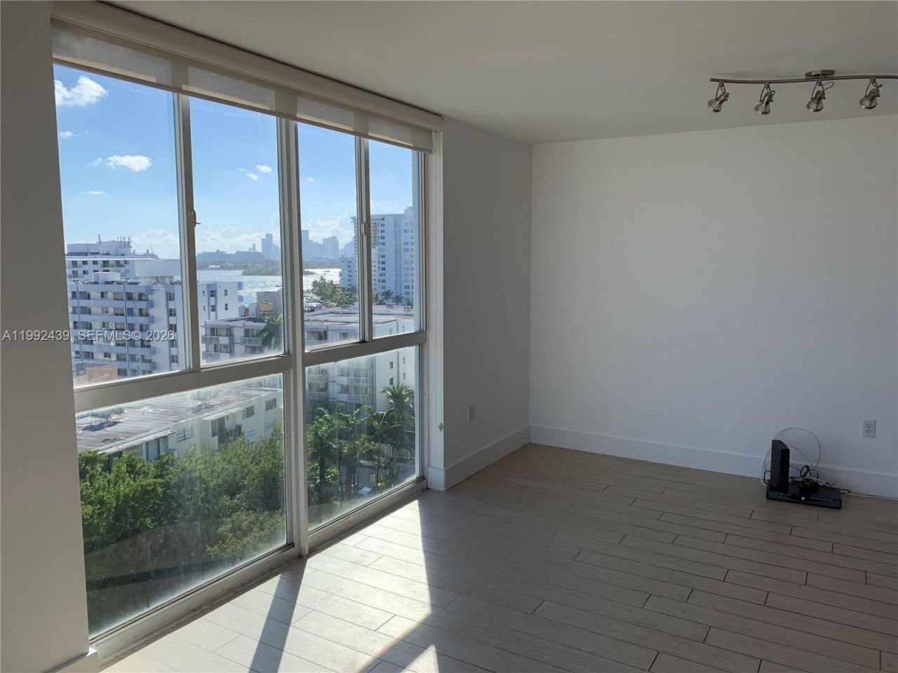 1688 West Ave, Unit 1008, Miami Beach, FL 33139 Photo