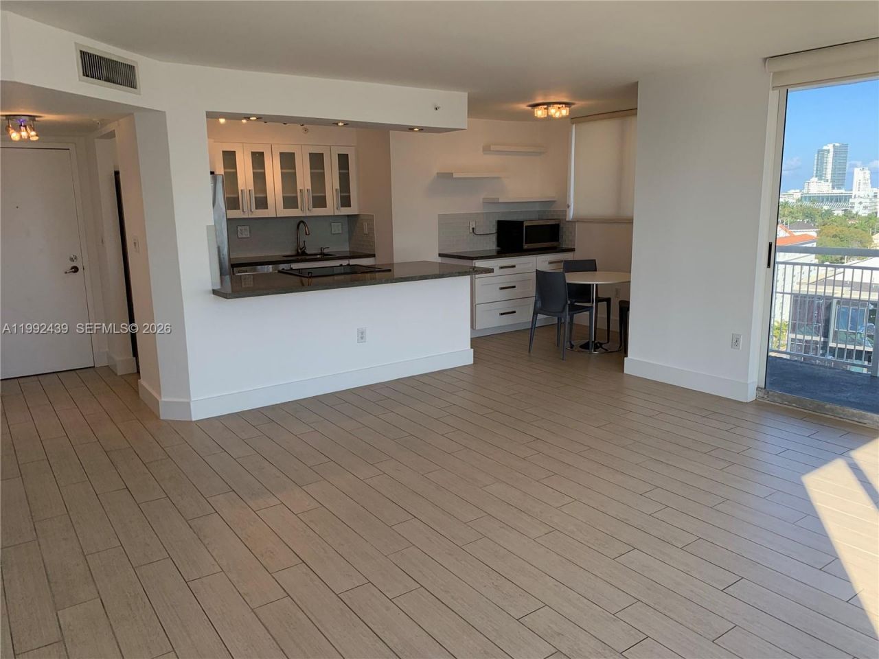 1688 West Ave, Unit 1008, Miami Beach, FL 33139 Photo