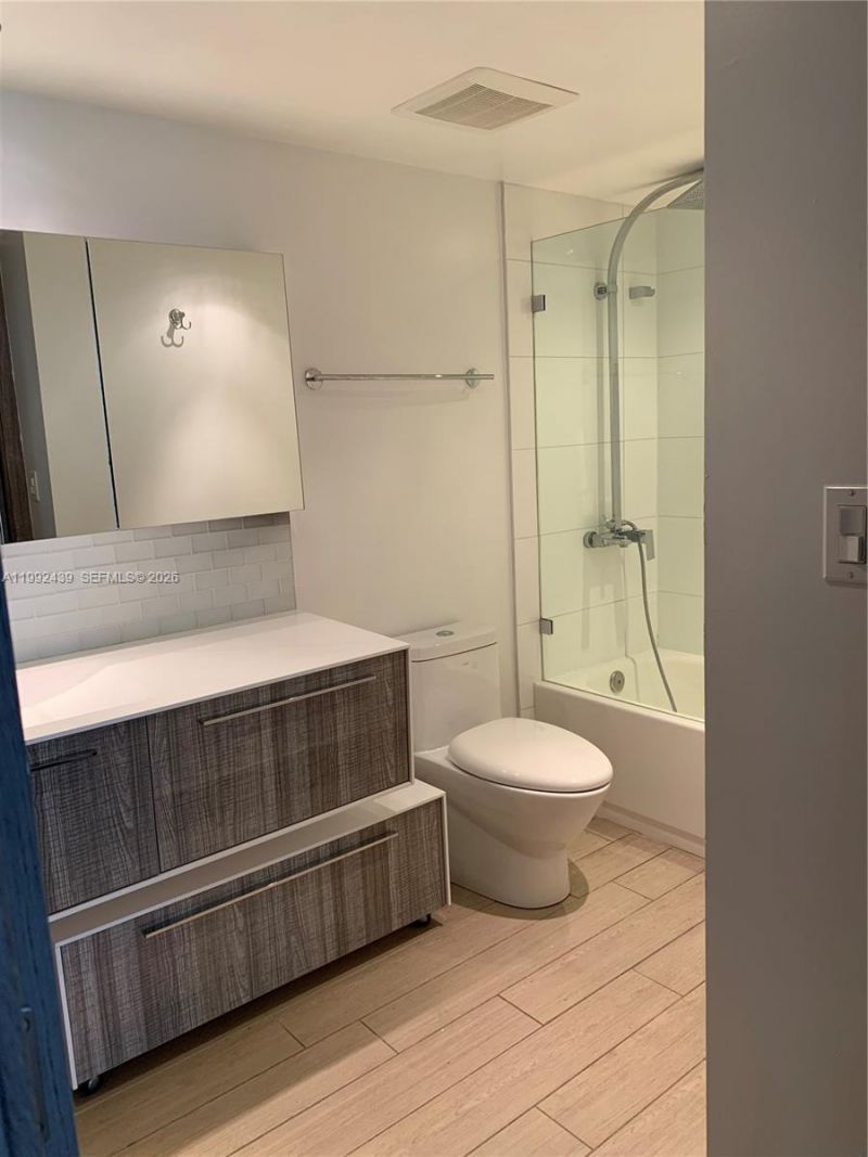 1688 West Ave, Unit 1008, Miami Beach, FL 33139 Photo