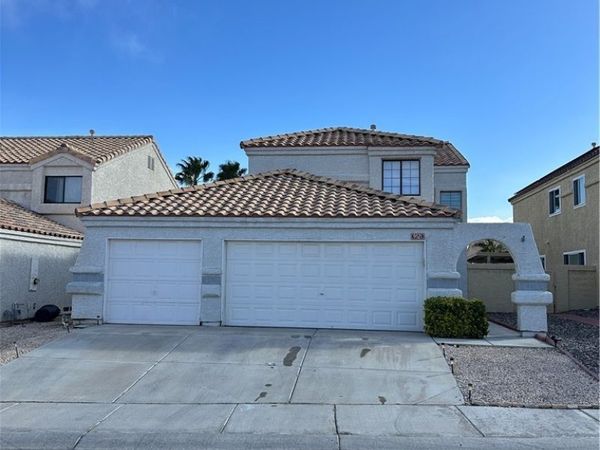 9521 SUNKEN REEF Circle , Las Vegas, NV 89117