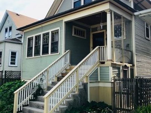 1121 S East Avenue, Unit 2, Oak Park, IL 60304