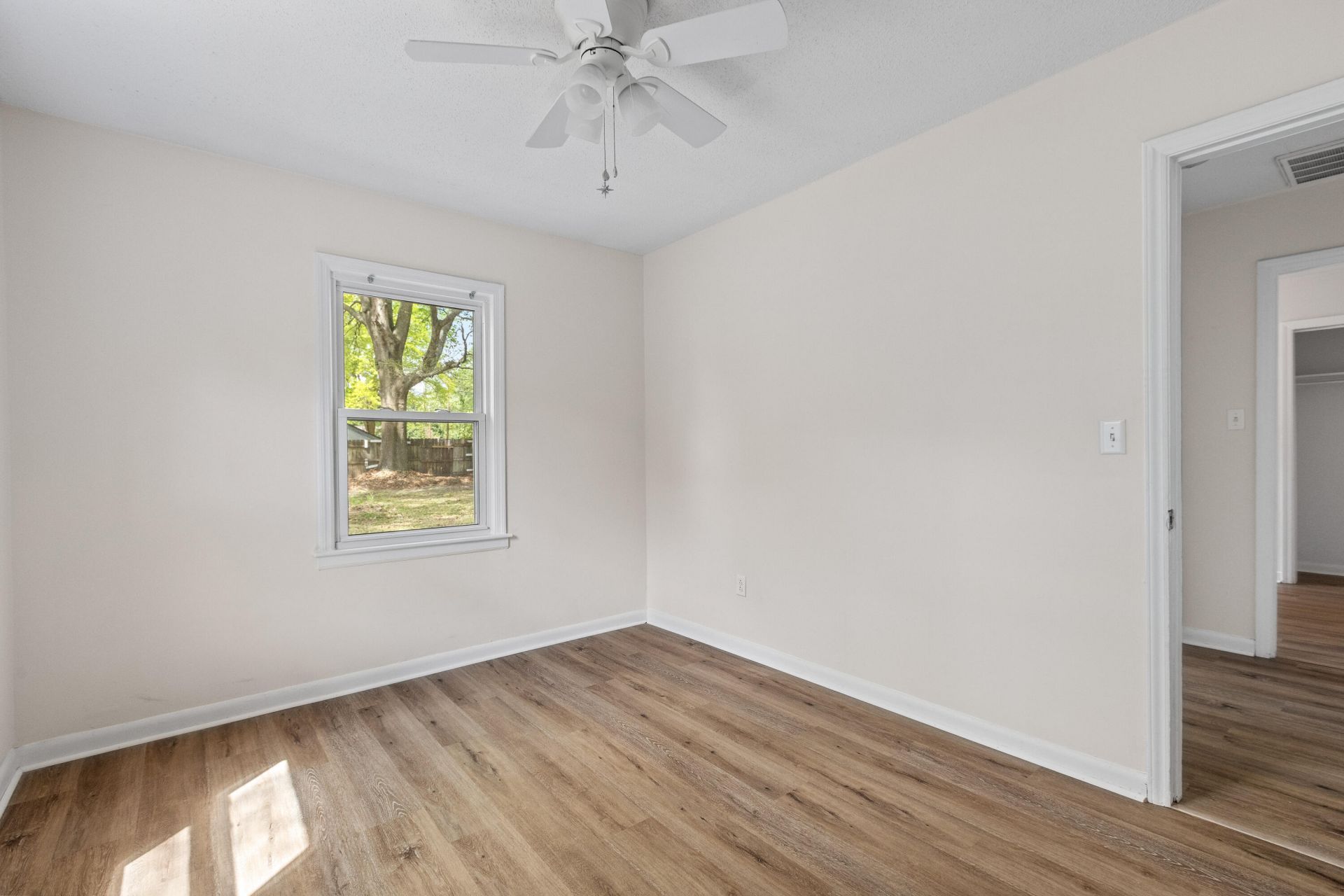 125 Matheny Drive Photo 17