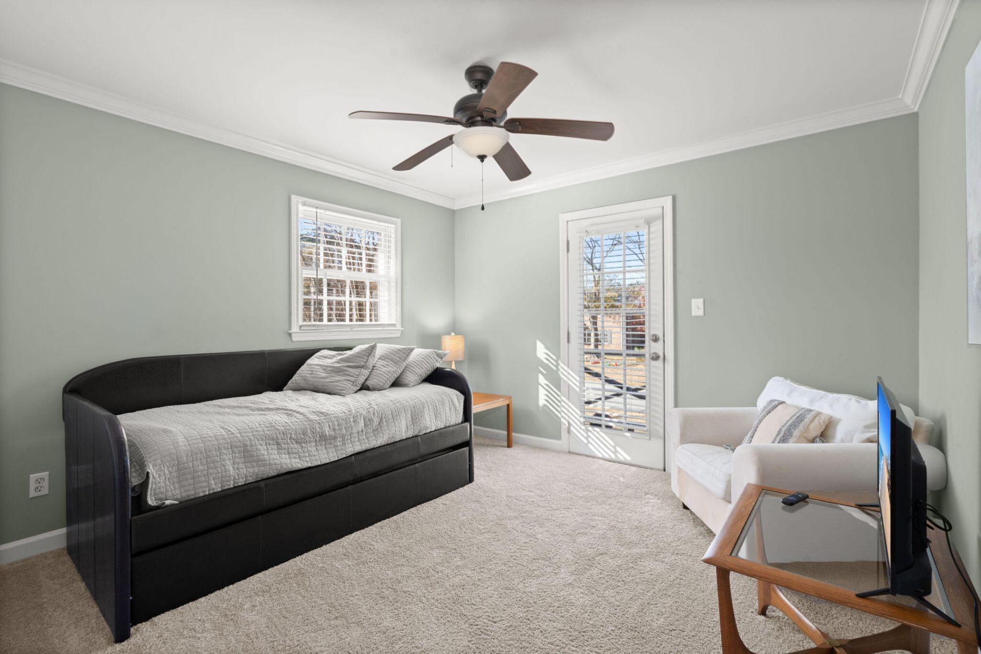 104 Tyvola Drive Photo 32