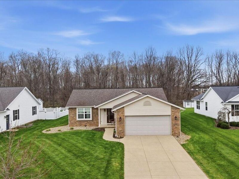 116 Struble Circle , Fredericktown, OH 43019 Photo 3