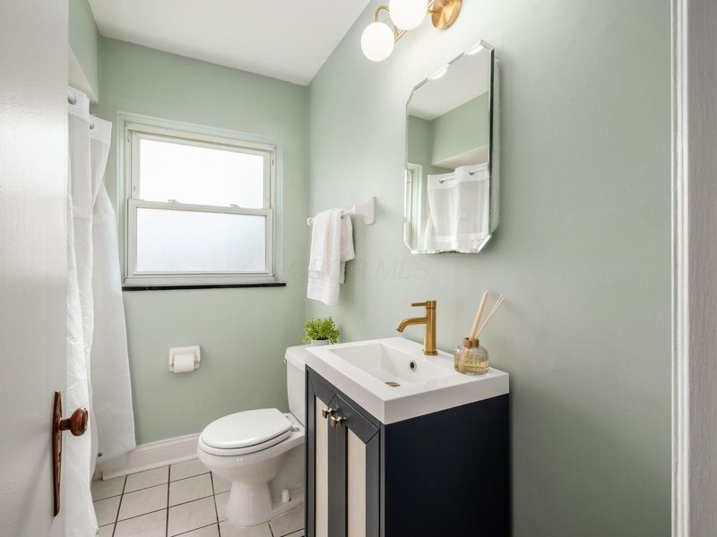 1691 Northwest Boulevard, Columbus, OH 43212 Photo 20