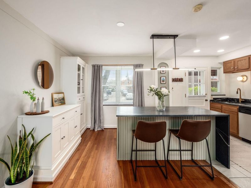 1691 Northwest Boulevard, Columbus, OH 43212 Photo 9