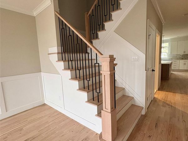 960 Cathedral Avenue, Franklin Square, NY 11010