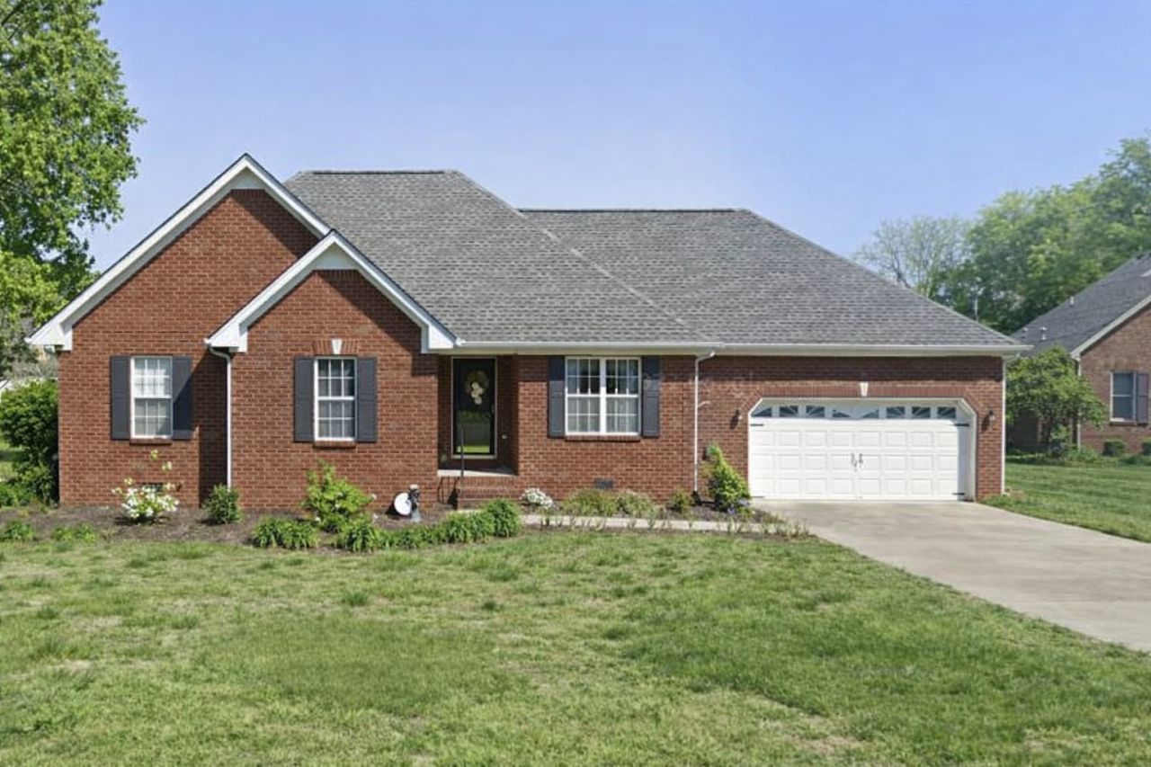 216 Fieldstone Dr, Murfreesboro, TN 37127 Main Photo