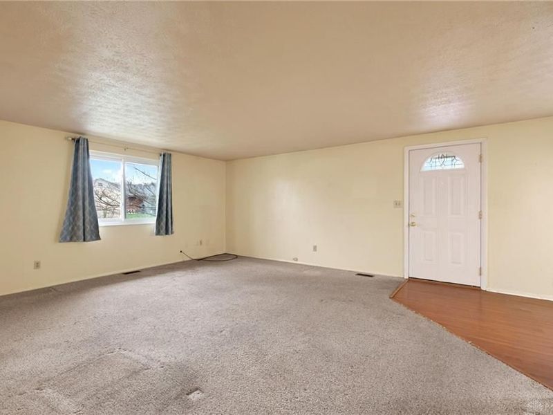 1652 Mars Hill Drive, West Carrollton, OH 45449 Photo 10